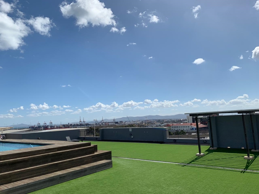 To Let 1 Bedroom Property for Rent in Zonnebloem Western Cape